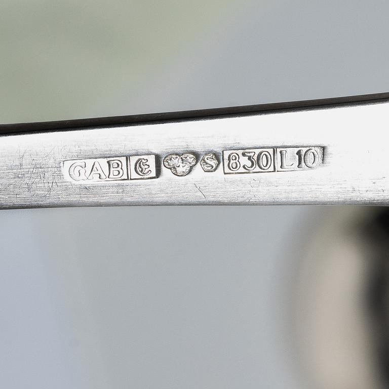 Jacob Ängman, A Swedish silver cutlery, "Rosenholm", GAB, Eskilstuna and Stockholm 1969-1985 (32 pieces).