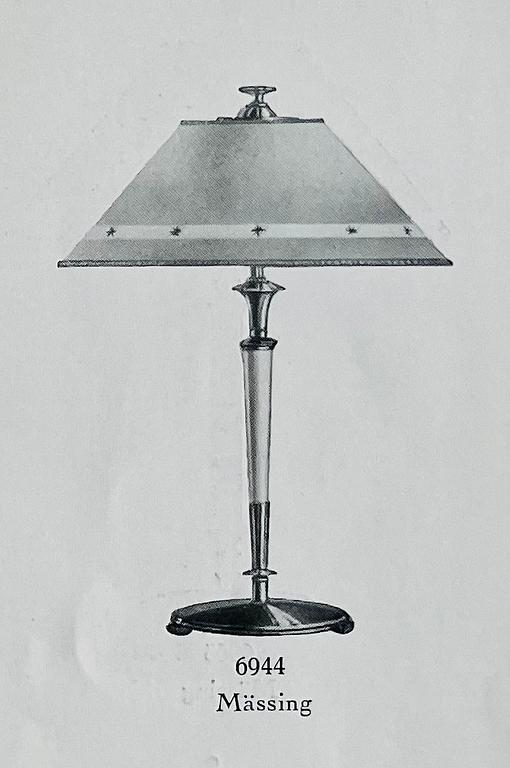 Harald Notini, a table lamp model "6944" with glass shade model "10050", Arvid Böhlmarks Lampfabrik, 1920s-1930s.