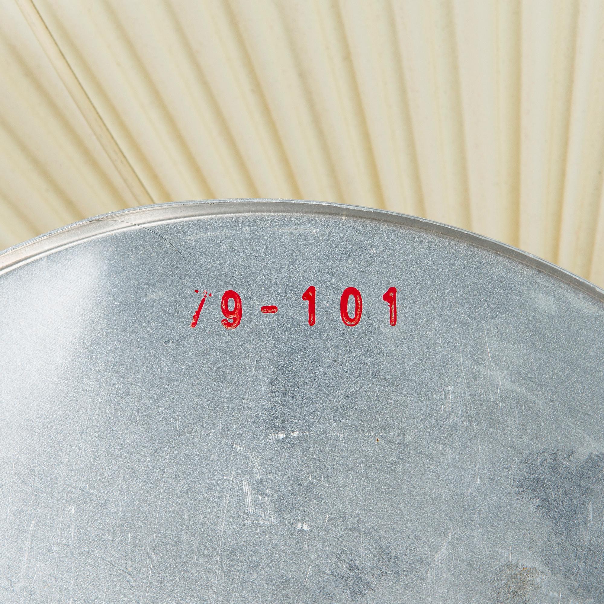 Kattovalaisin/plafondi, 1900-luvun puoliväli.