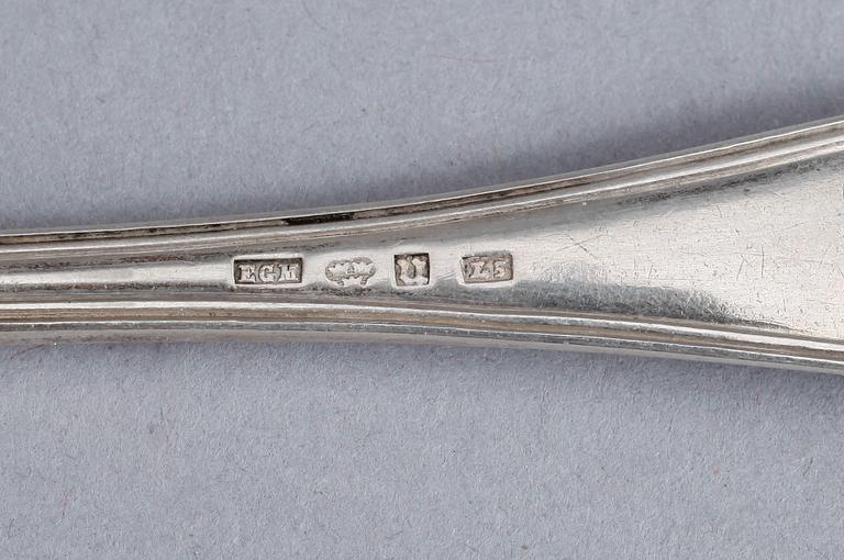SERVISDELAR, silver, 36 delar, Sverige och Norge, 1800-/1900-tal. Total vikt ca 764 gram.