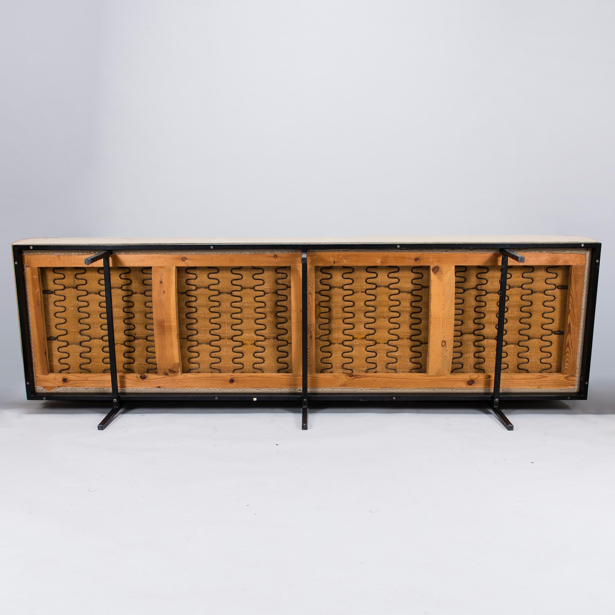 Florence Knoll, A 1950s '575' sofa.