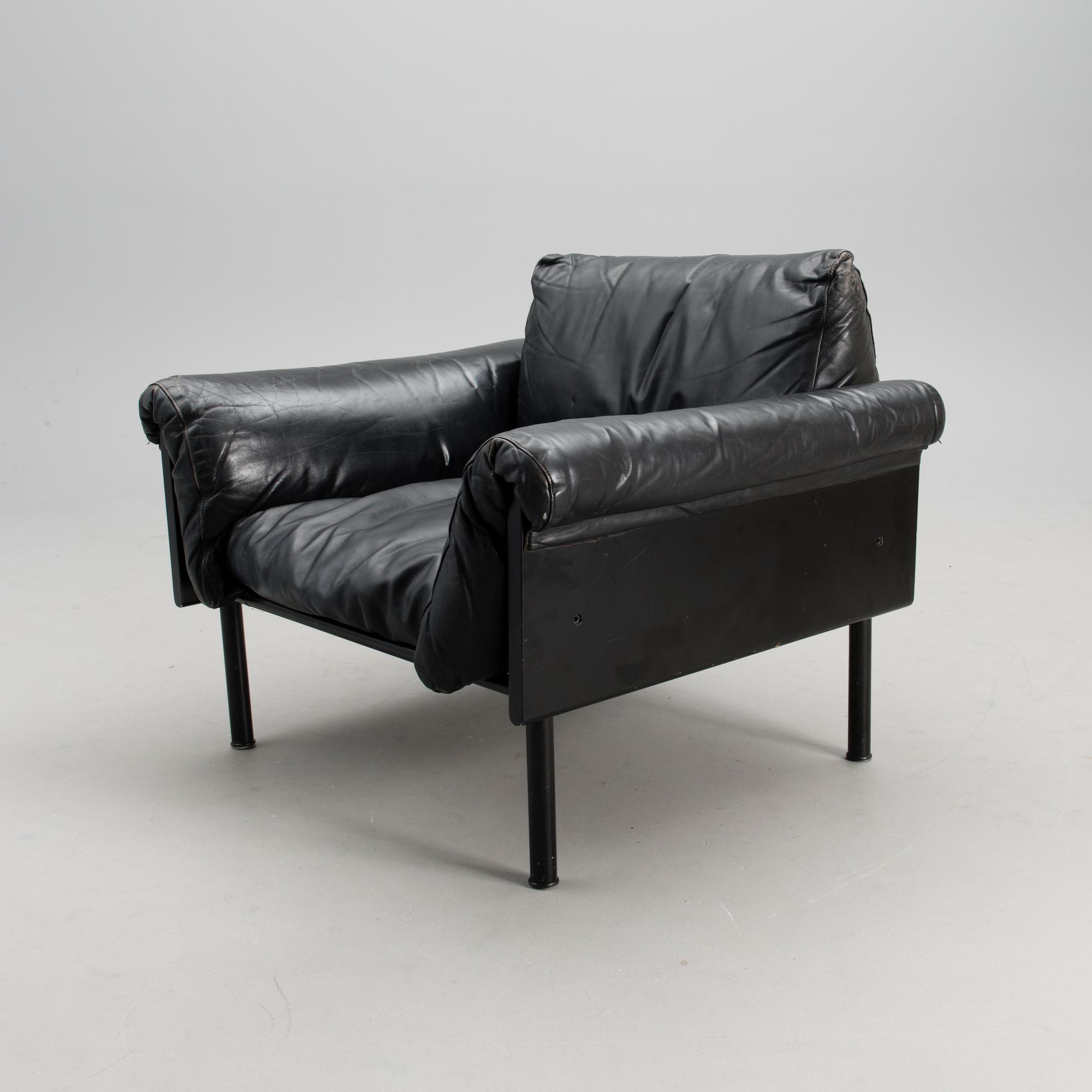 YRJÖ KUKKAPURO, sohva ja nojatuolipari, "Ateljee" 1900-luvun loppu.