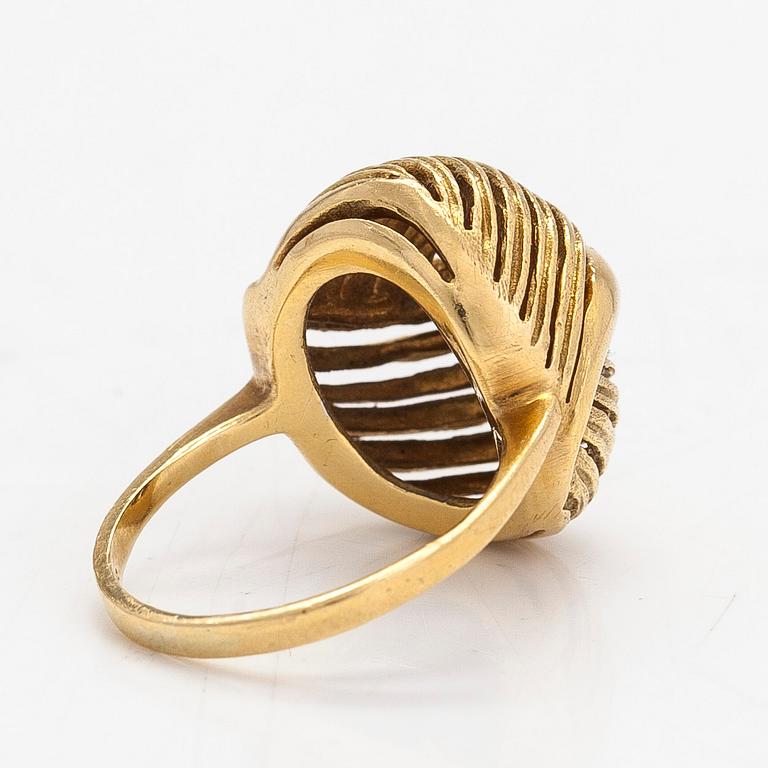 A 14K gold ring, Helsinki 1967.