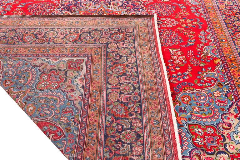 A Najafabad carpet, c. 390 x 302 cm.