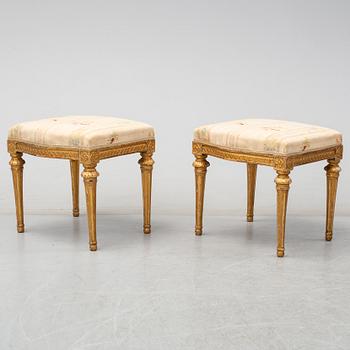 TABURETTER, ett par, gustavianska stockholmsarbeten, 1700-talets slut.