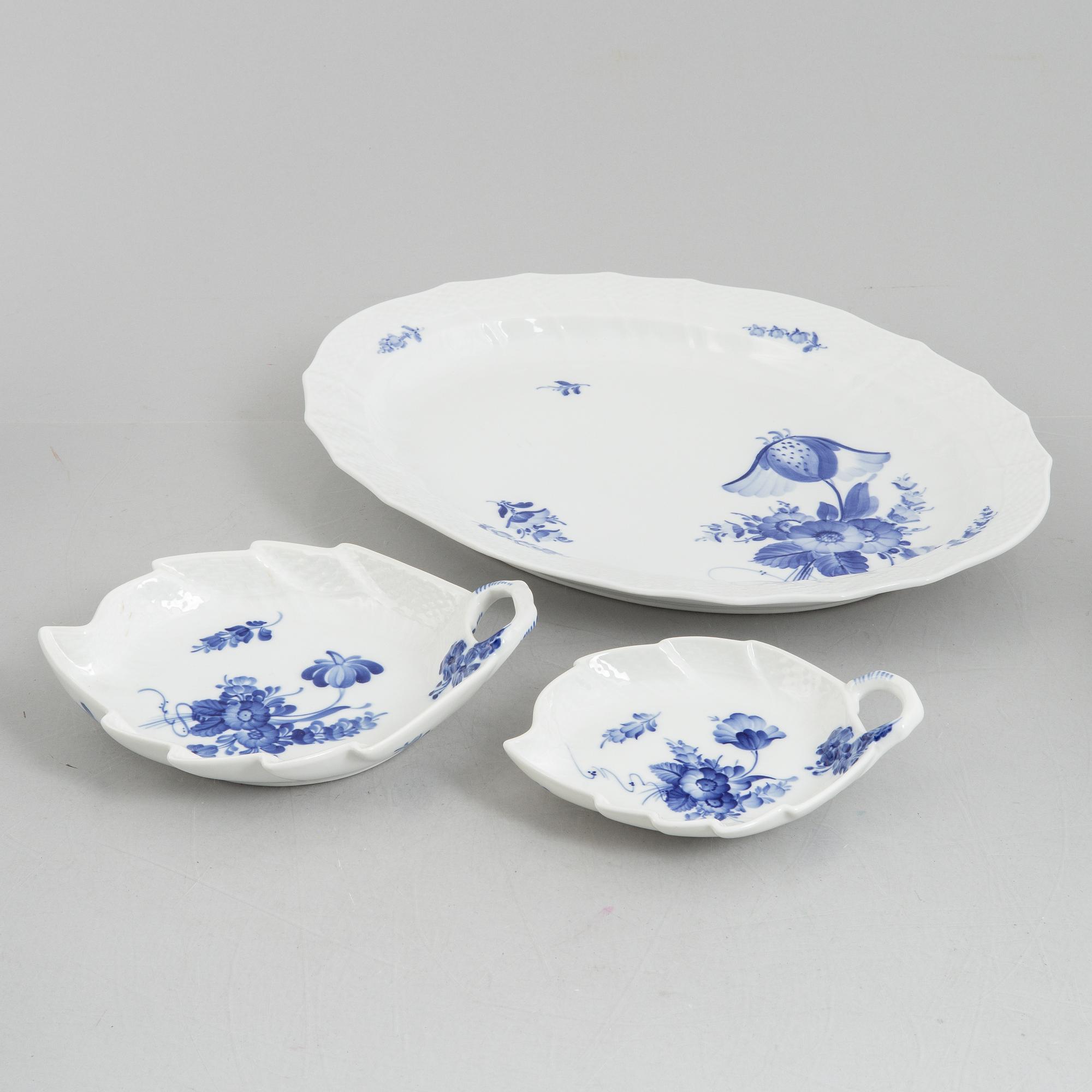 Royal Copenhagen, mat- och kaffeservis, porslin, 108 delar, "Blå blomst", Danmark.