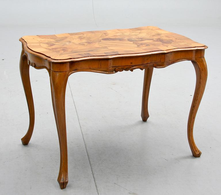 SOFFBORD, rokokostil, 1900-tal.