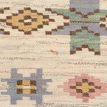 a carpet, "Vit botten", flat weave, ca 241 x 120 cm, signed AB MMF.