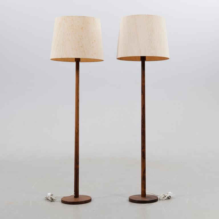 Uno & Östen Kristiansson, floor lamps a pair, Luxus, second half of the 20th century.