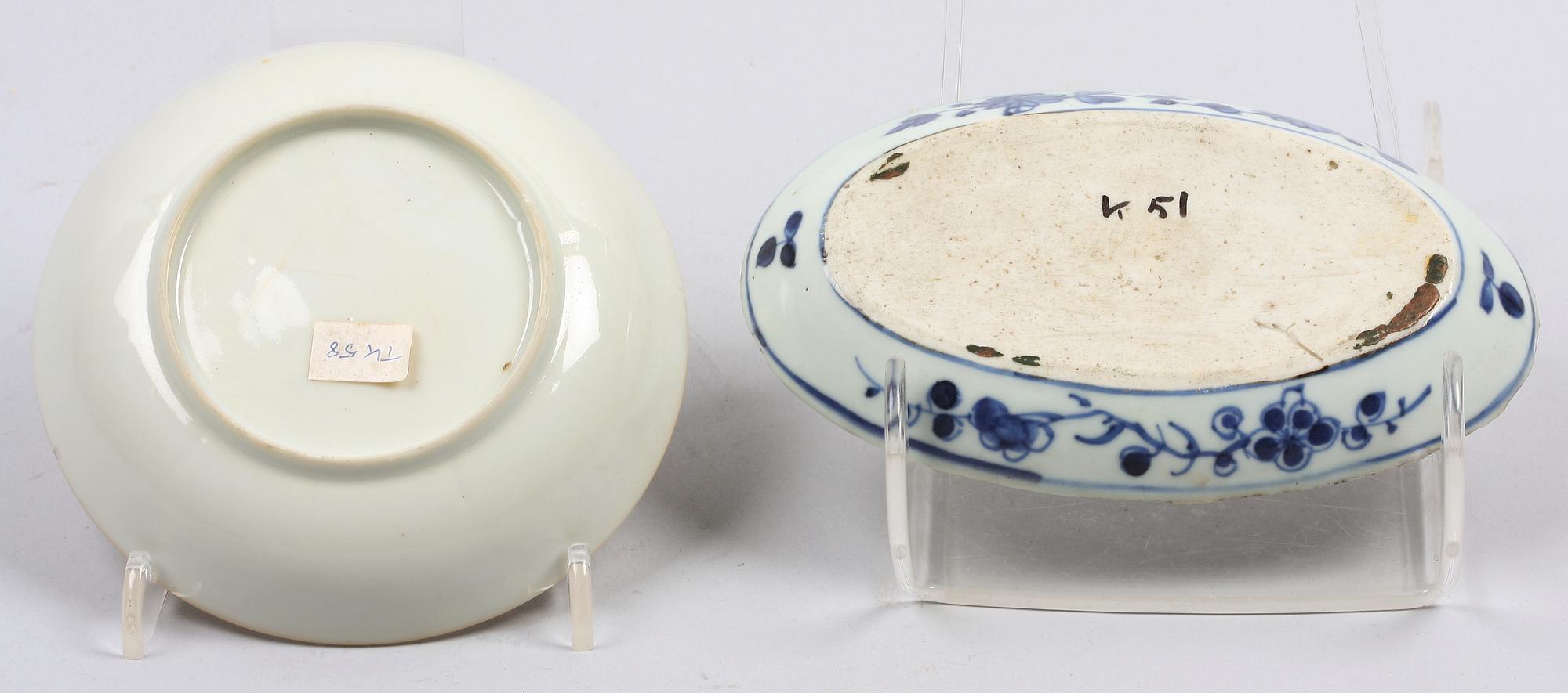 TALLRIKAR SAMT FAT, 5 delar, porslin, Qianlong, Kina, 1700-tal.