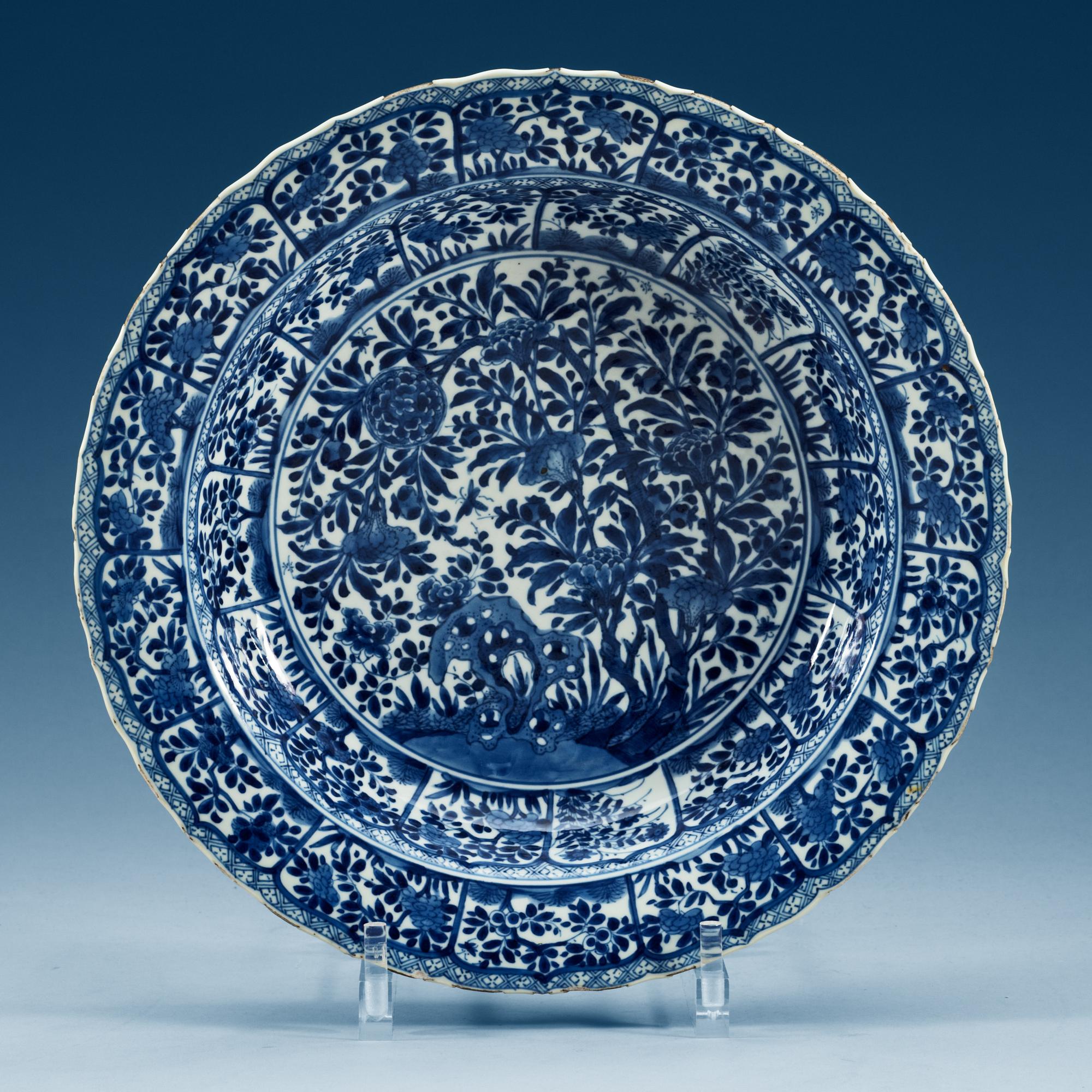 FAT, porslin. Qing dynastin, Kangxi (1662-1722).