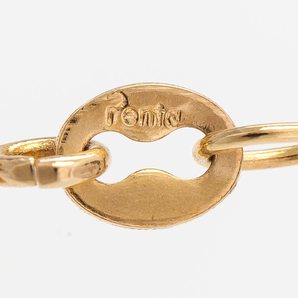 An 18K gold necklace with a heart shaped pendnat with diamonds ca. 0.09 ct in total.