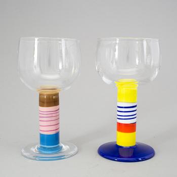 GUNNAR CYRÉN, two "Popglas" Orrefors 1967.