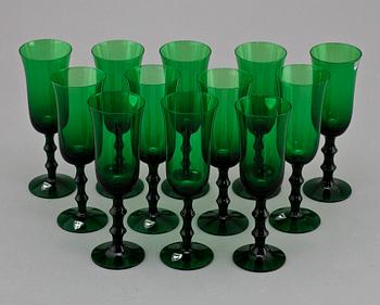 VINGLAS, 12 st, "Salut", Simon Gate, Orrefors, 1900-tal.