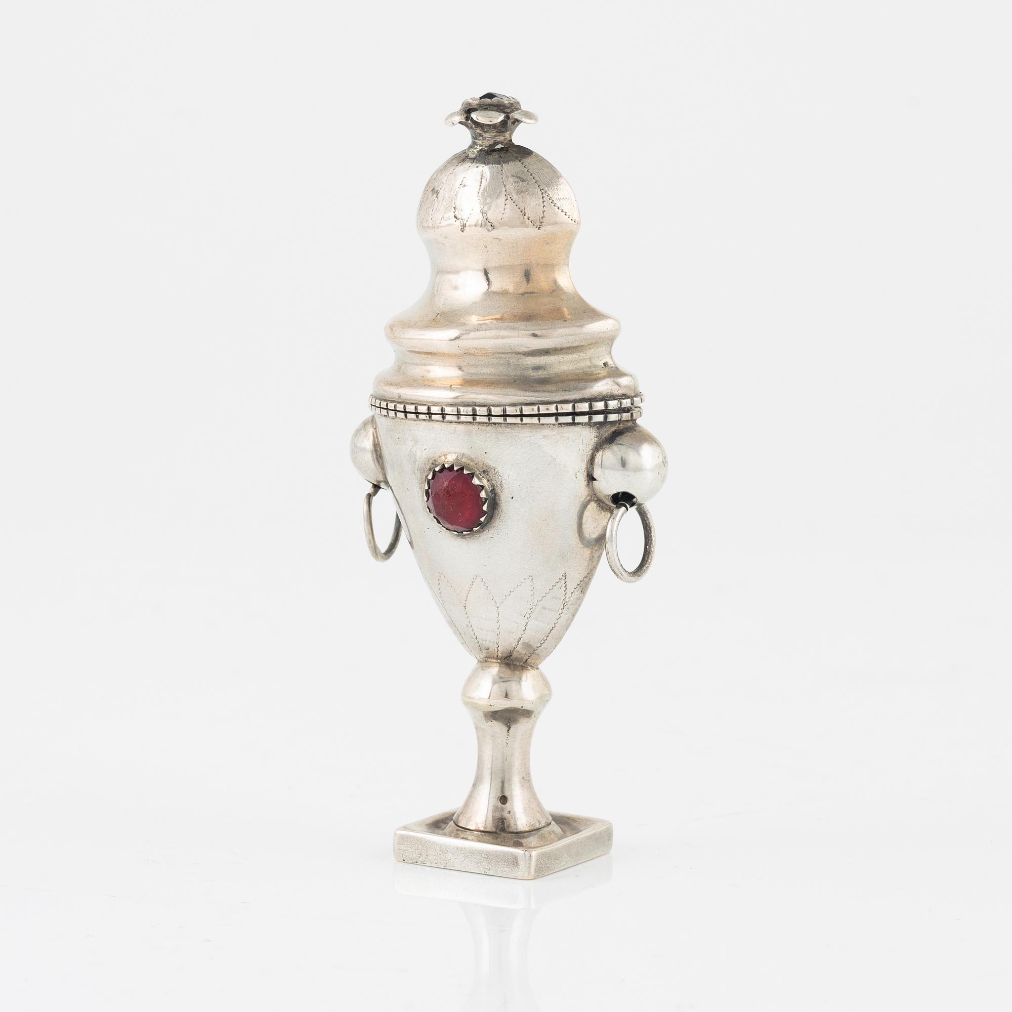 A Danish Silver Box, 'Hovedvandsegg', mark of U Stallknecht, Horsens around 1840.