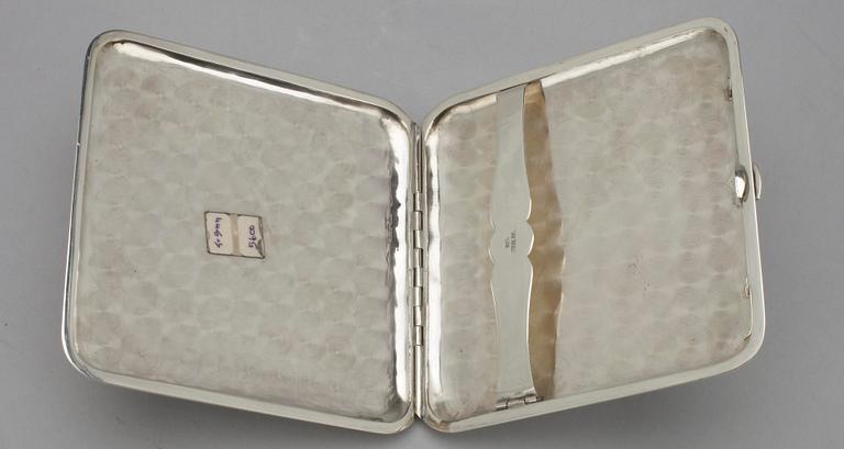 CIGARETTETUI, Thailand, sterling silver. Tot vikt. 136g.