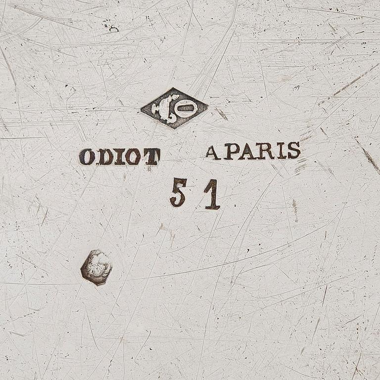 Tarjoiluvati, Odiot, Pariisi, 1800-luvun loppupuoli.