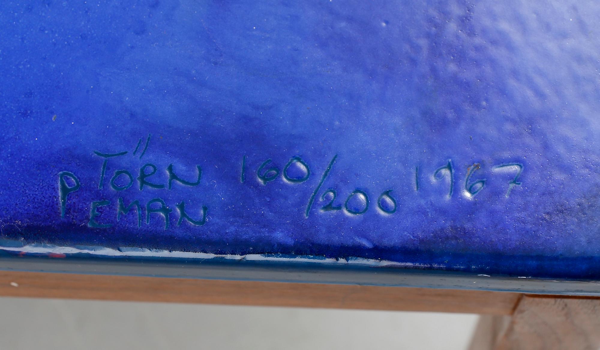 SOFFBORD, Algot Törneman, 1960-tal. Skivan signerad och numrerad.