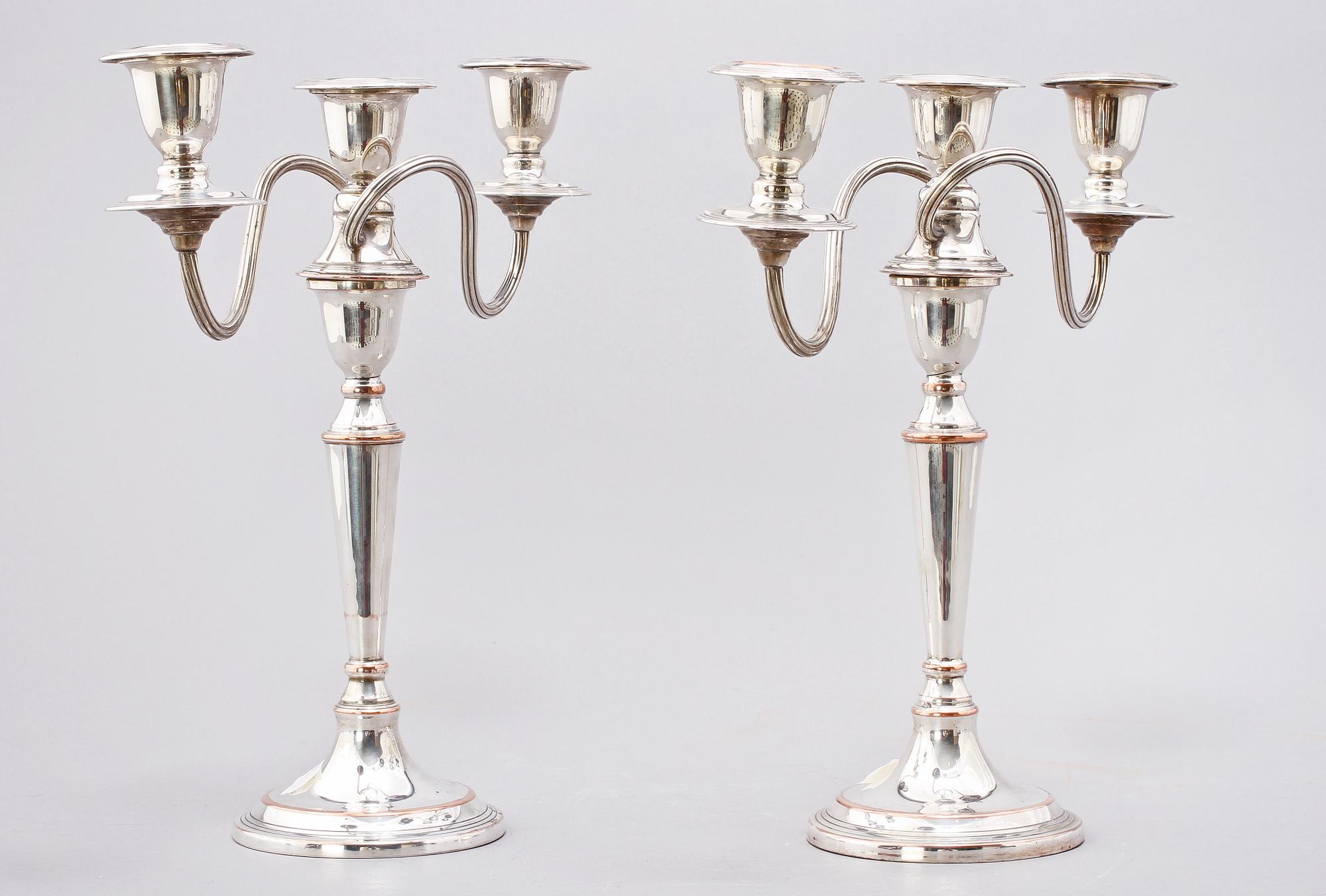 KANDELABRAR, ett par, nysilver, 1900-tal.