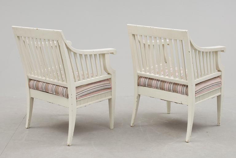 KARMSTOLAR, ett par. Omkring år 1900.