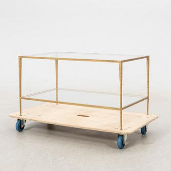 Coffee table, Oscar & Clothilde.