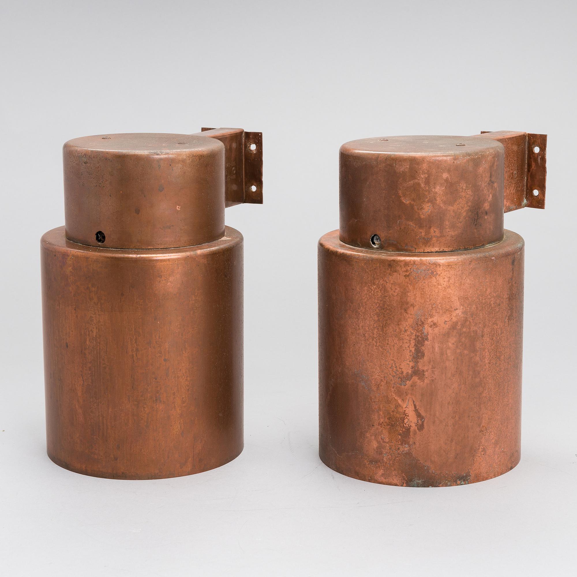 LISA JOHANSSON-PAPE, A pair of wall lamps type 17-033 by Orno, Finland.