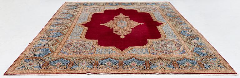 Carpet, Kirman, approx. 406 x 305 cm.