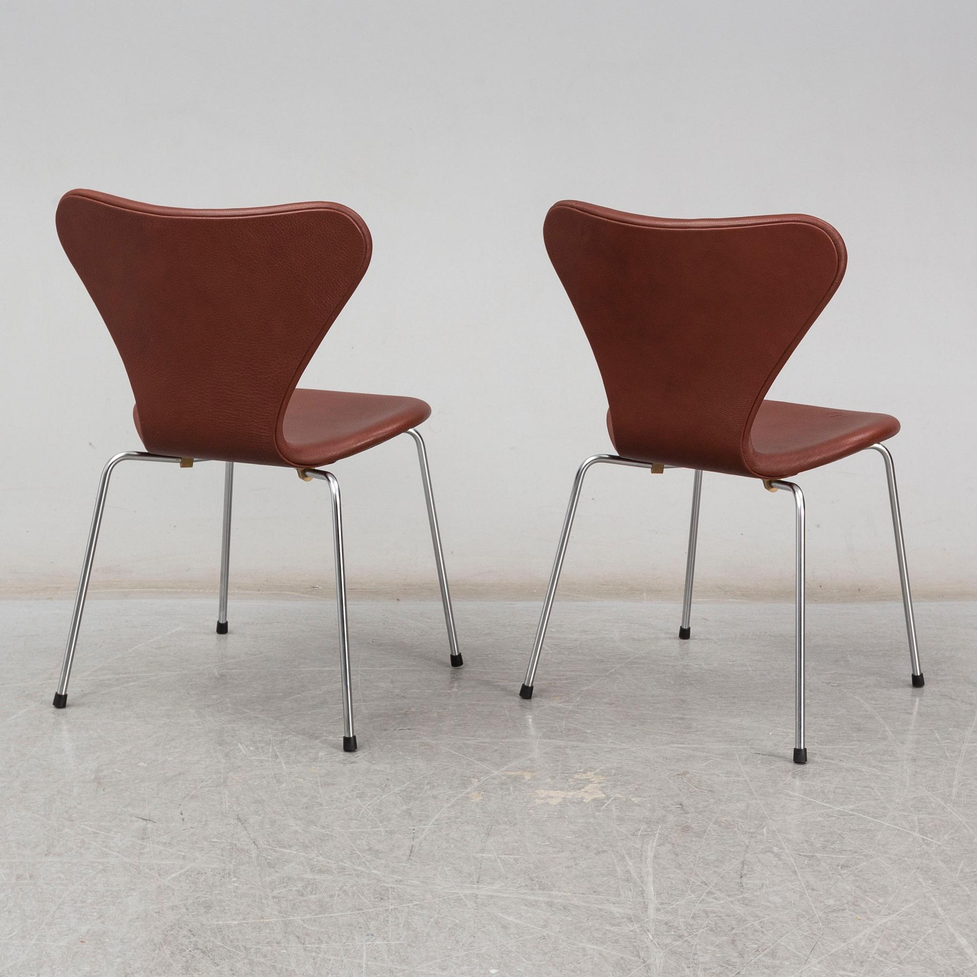 ARNE JACOBSEN,