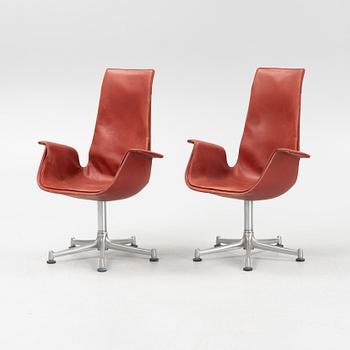 A pair of model FK 6725 armchairs by Fabricius & Kastholm for Kill International.