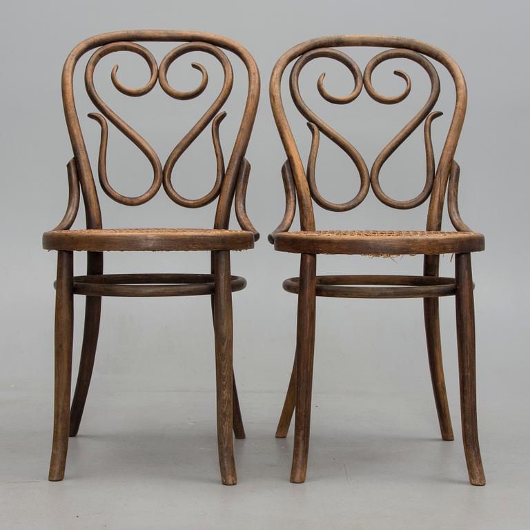 STOLAR, 2 st, troligen Thonet, 1900-talets början.