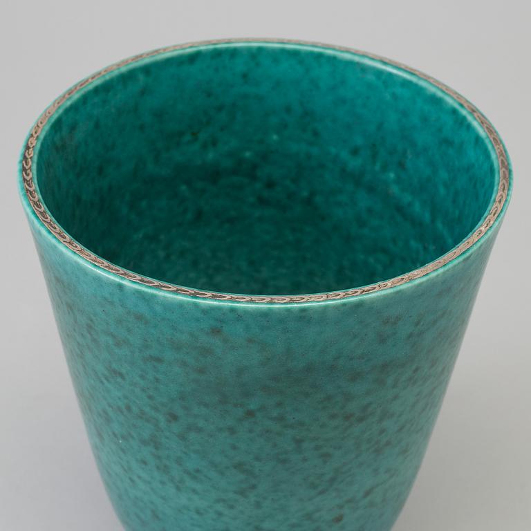 WILHELM KÅGE, an 'Argenta' stoneware vase from Gustavsberg, 1949.