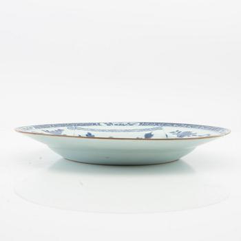 Fat, 2st  Kina 1700-tal porslin.