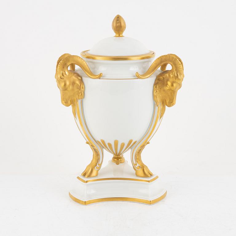 A porcelain urn with cover, Rosenthal, Germany, mid 20th Century.