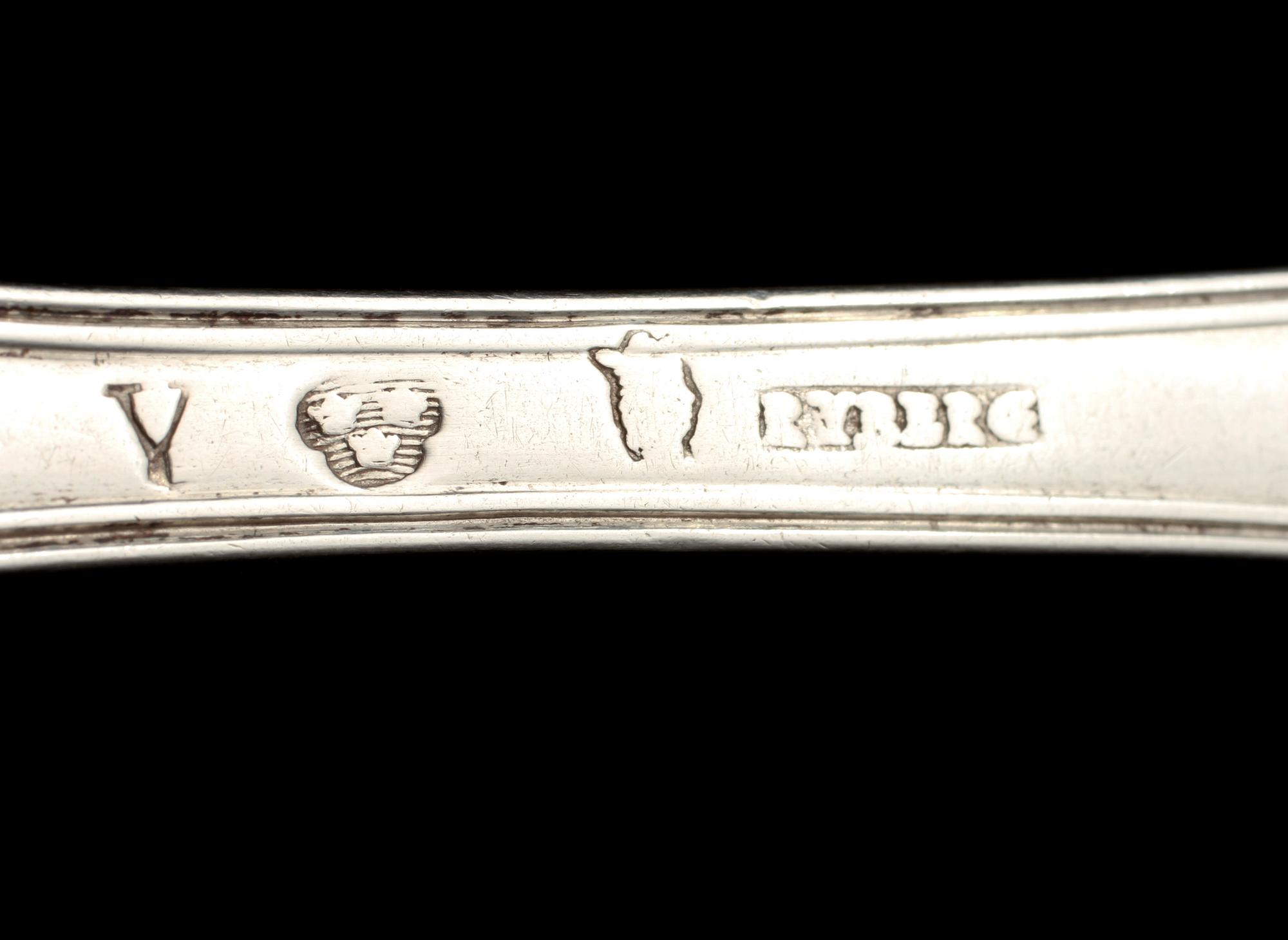 PARTI BESTICK, 38 st, silver, 1700/1800/1900-tal. Vikt ca. 784g.