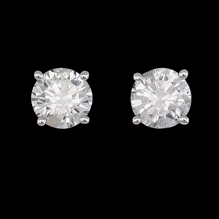 ÖRHÄNGEN, 1 par, 14K vitguld och diamanter tot ca 0.50 ct.