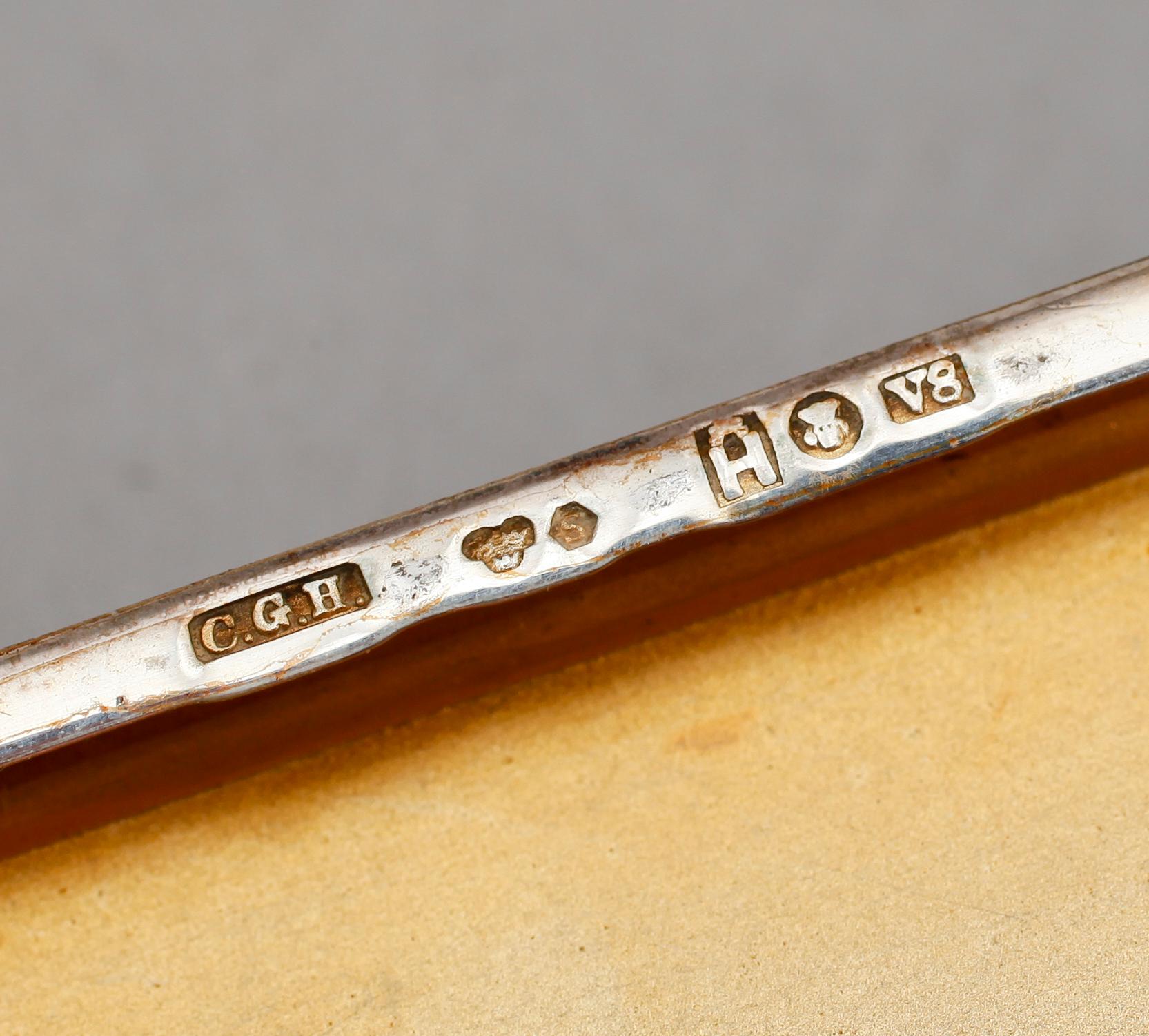 CIGARETTETUIN, 3 st, silver. Vikt ca 253 g.