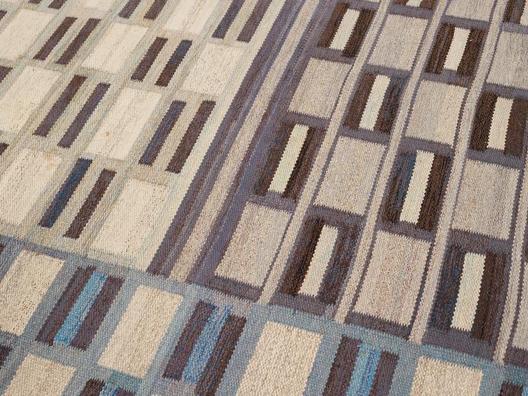 Alice Lund, MATTA, rölakan, ca 507,5 x 305 cm, komponerad av Alice Lund.