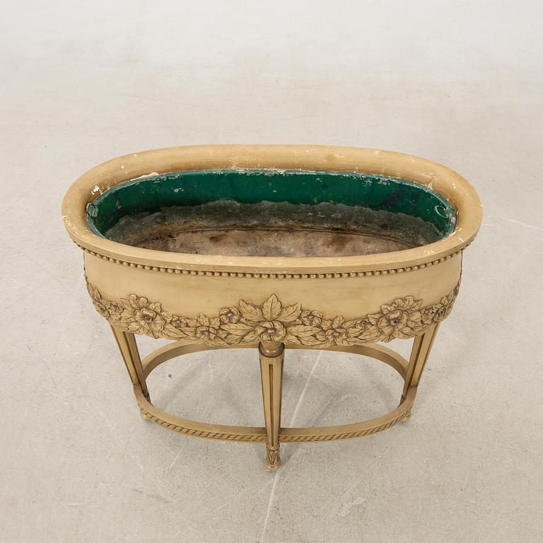 Flower box, first half of the 20th century.