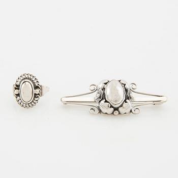 Ring and brooch in silver, Gussi Malmö 1950 and 1955.