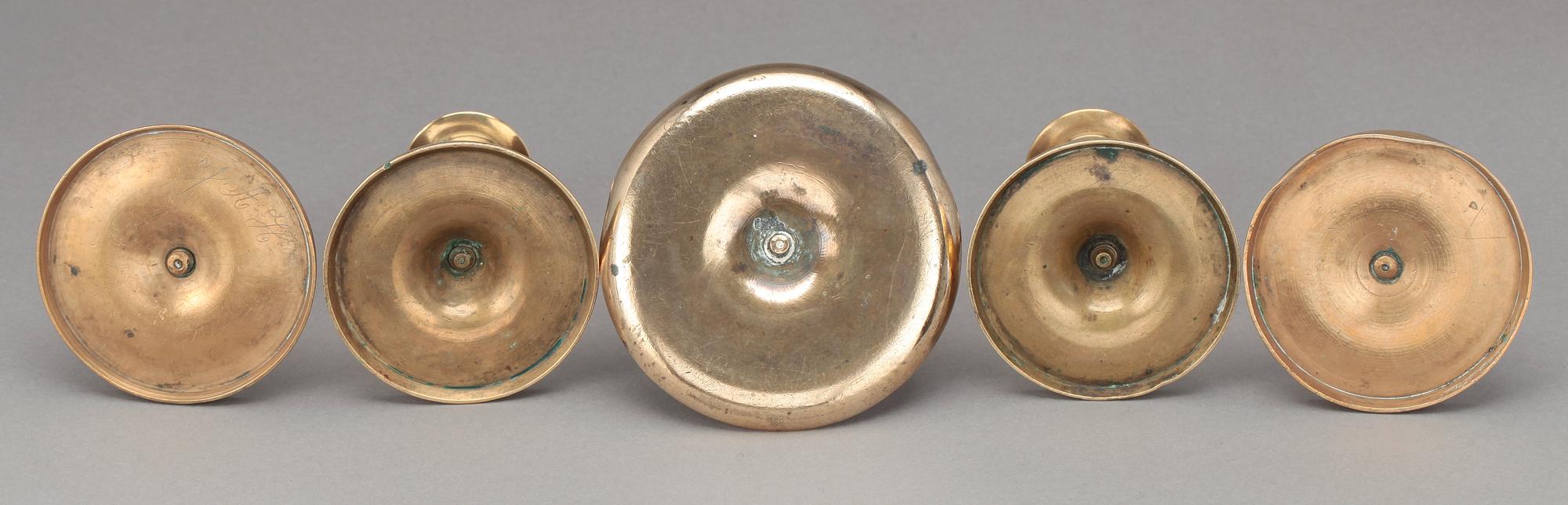 LJUSSTAKAR, 5 st, mässing, 1700-/1800-tal.