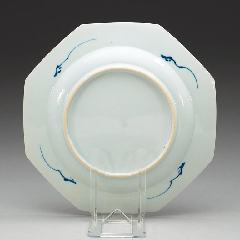 TALLRIKAR, 12 stycken, kompaniporslin. Qing dynastin, Qianlong (1736-95).