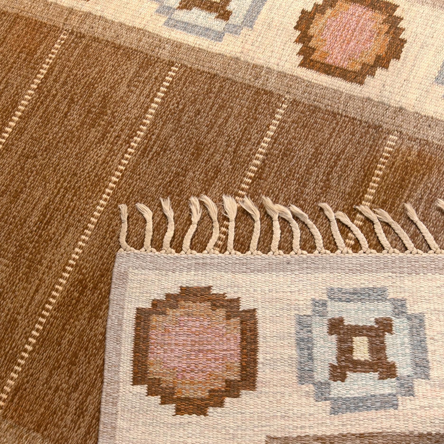 Ingegerd Silow, rug, flat weave, signed IS, approx. 207 x 136 cm.