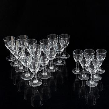 Ingegerd Råman, vinglas, "Bellman", 14 + 6 st, Skrufs Glasbruk, signerade.