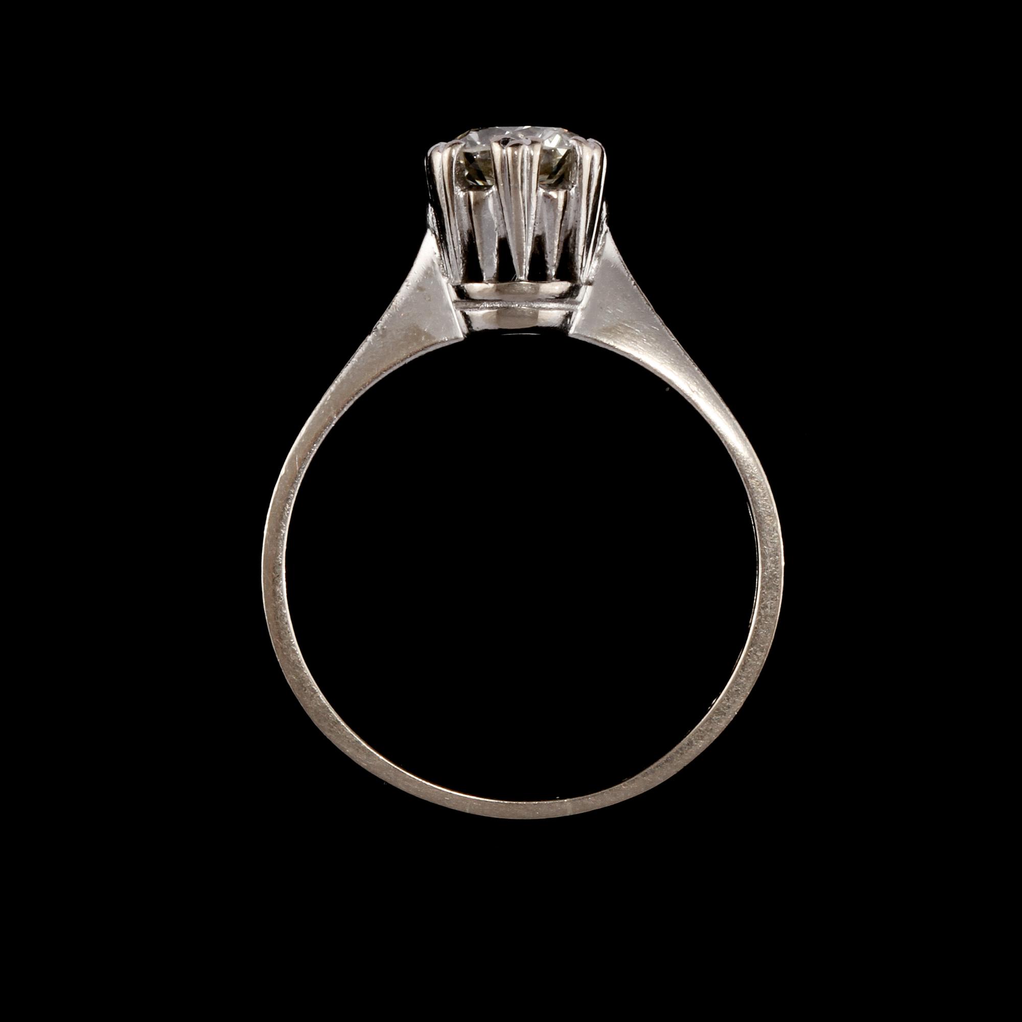 RING, 18k vitguld med briljantslipad diamant, ca 0.63 ct, Alton, Falköping. Vikt 3 g.