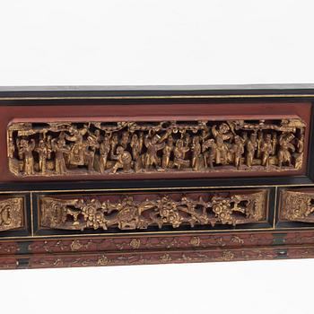 A Chinese gilt and lacquer wooden mirror, 20th century.