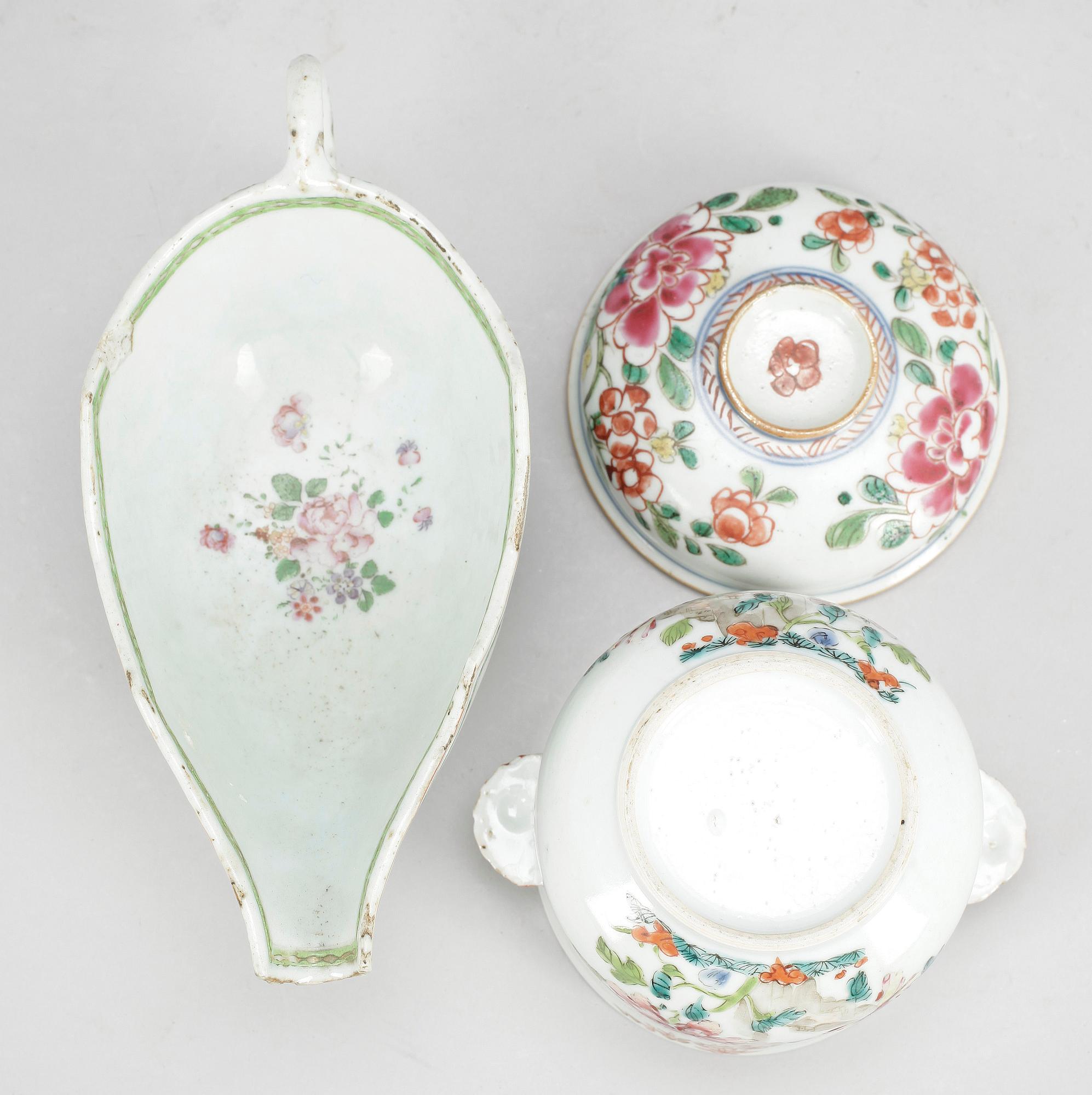 SÅSSNIPA samt KRUKA MED LOCK, porslin, Qianlong, Kina 1700-tal.