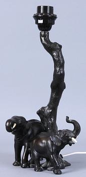 BORDSLAMPA, orientalisk, 1900-tal.