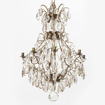 A Rococ-style chandelier, 20th century.