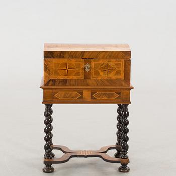 A 18th century Swedish box.