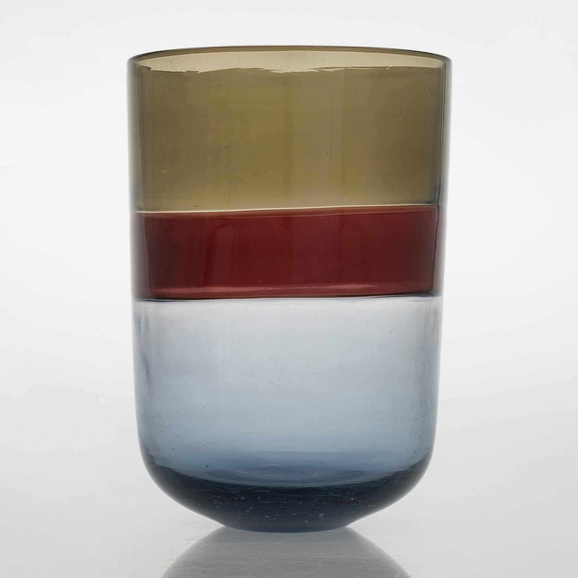 Tapio Wirkkala, maljakko, lasia, signeerattu Venini Italia.